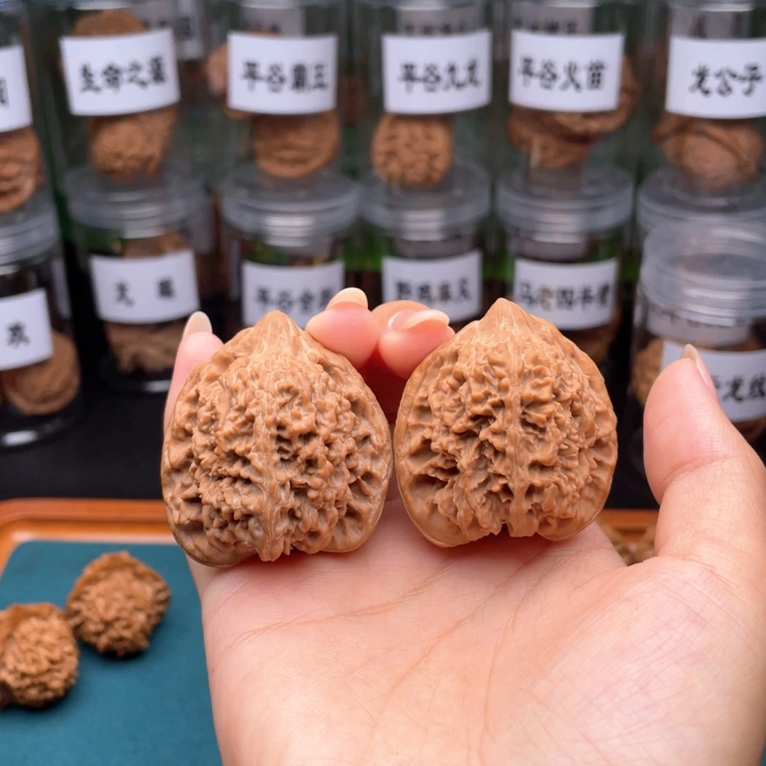 吊坠桃核41尺满天星全品