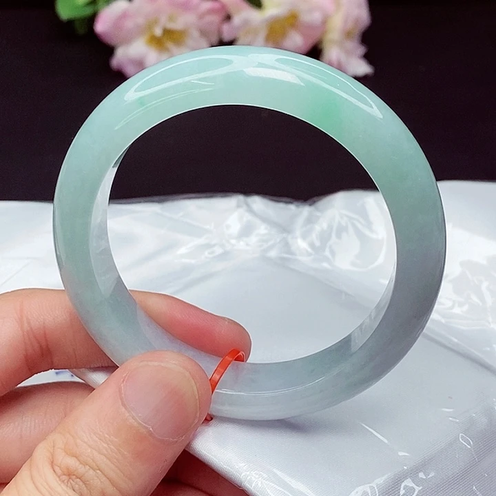 翡翠手镯未镶嵌57.8圈