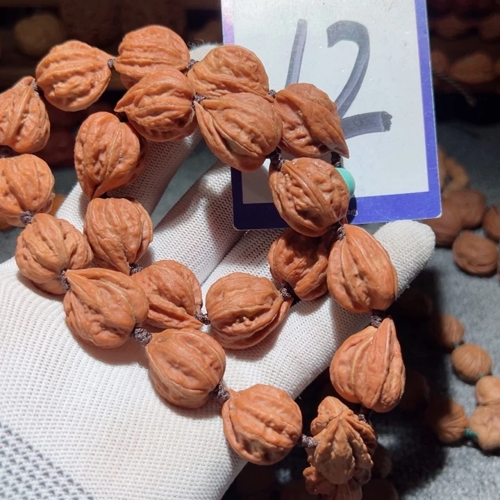 手串桃核T****w12独角兽核桃手持