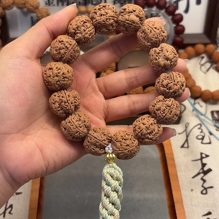 金刚菩提手串深沟立体梅花21尺寸