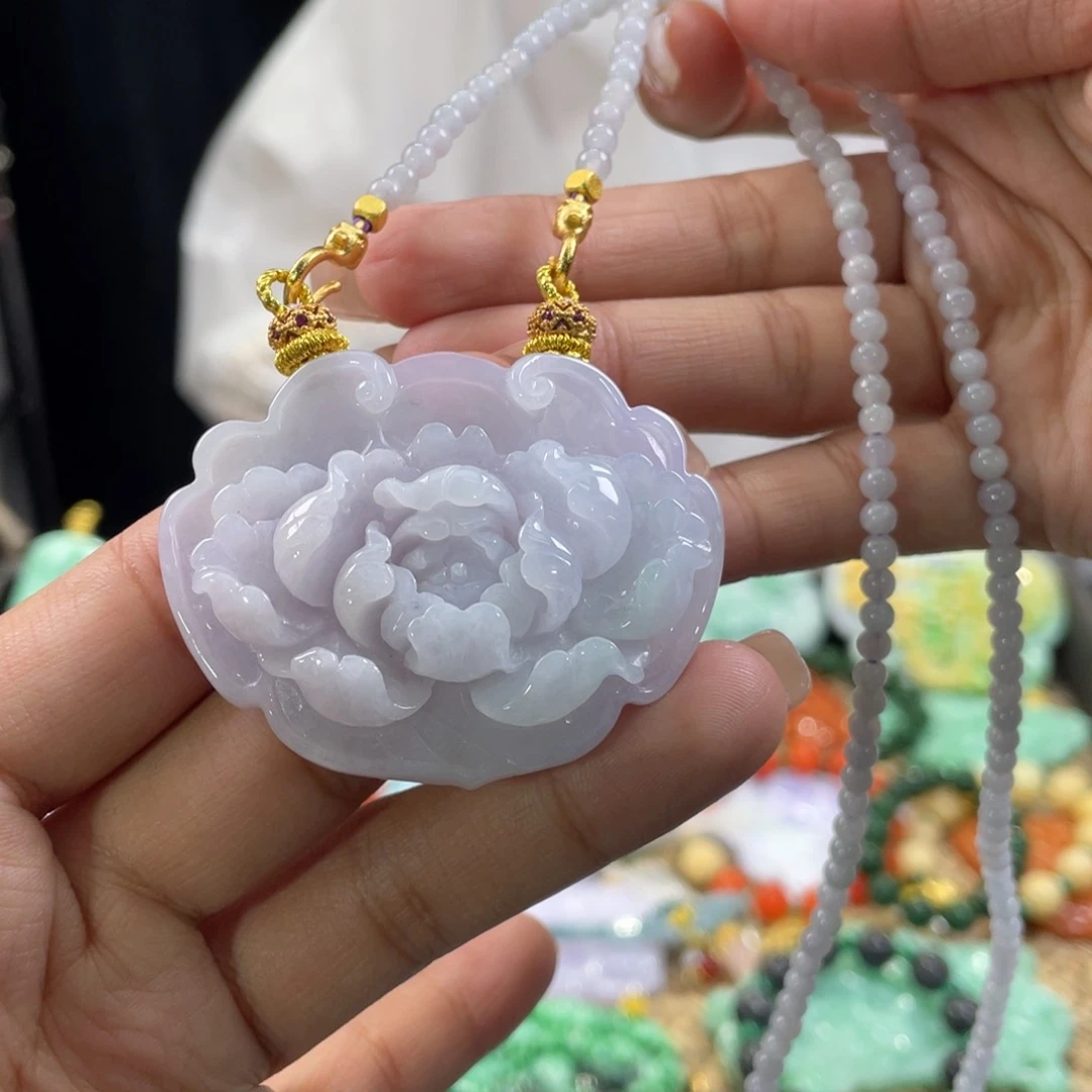 翡翠颈饰未镶嵌代编织