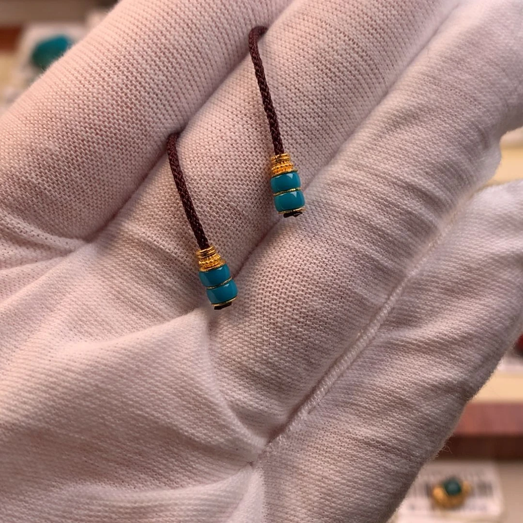 18K金镶嵌绿松石配饰j3.8