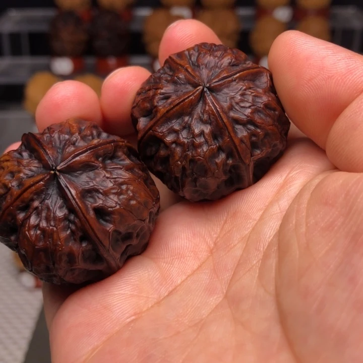 文玩核桃把件15垮啊你生气了你