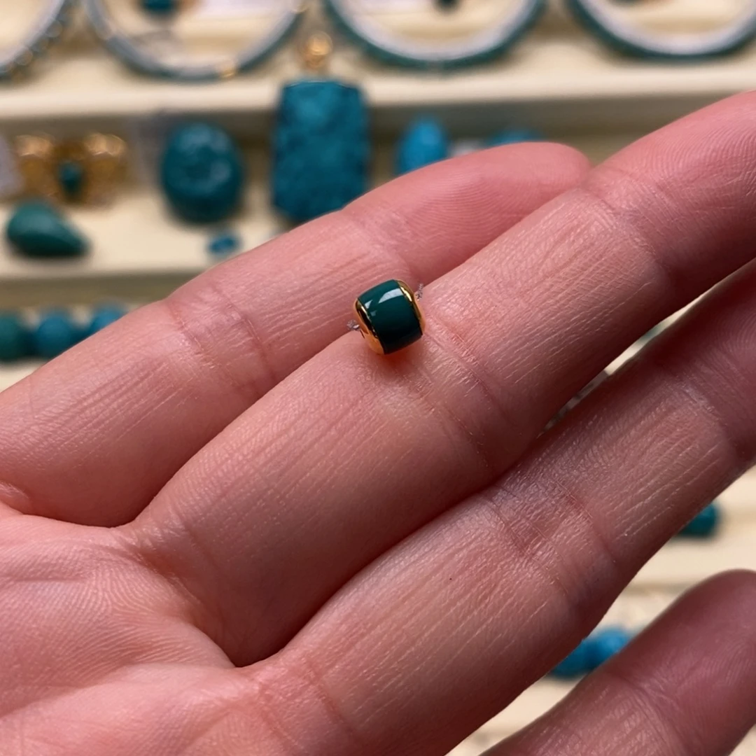 绿松石18K金镶嵌珠宝奇石直径5.1×4.8汉堡珠福利款