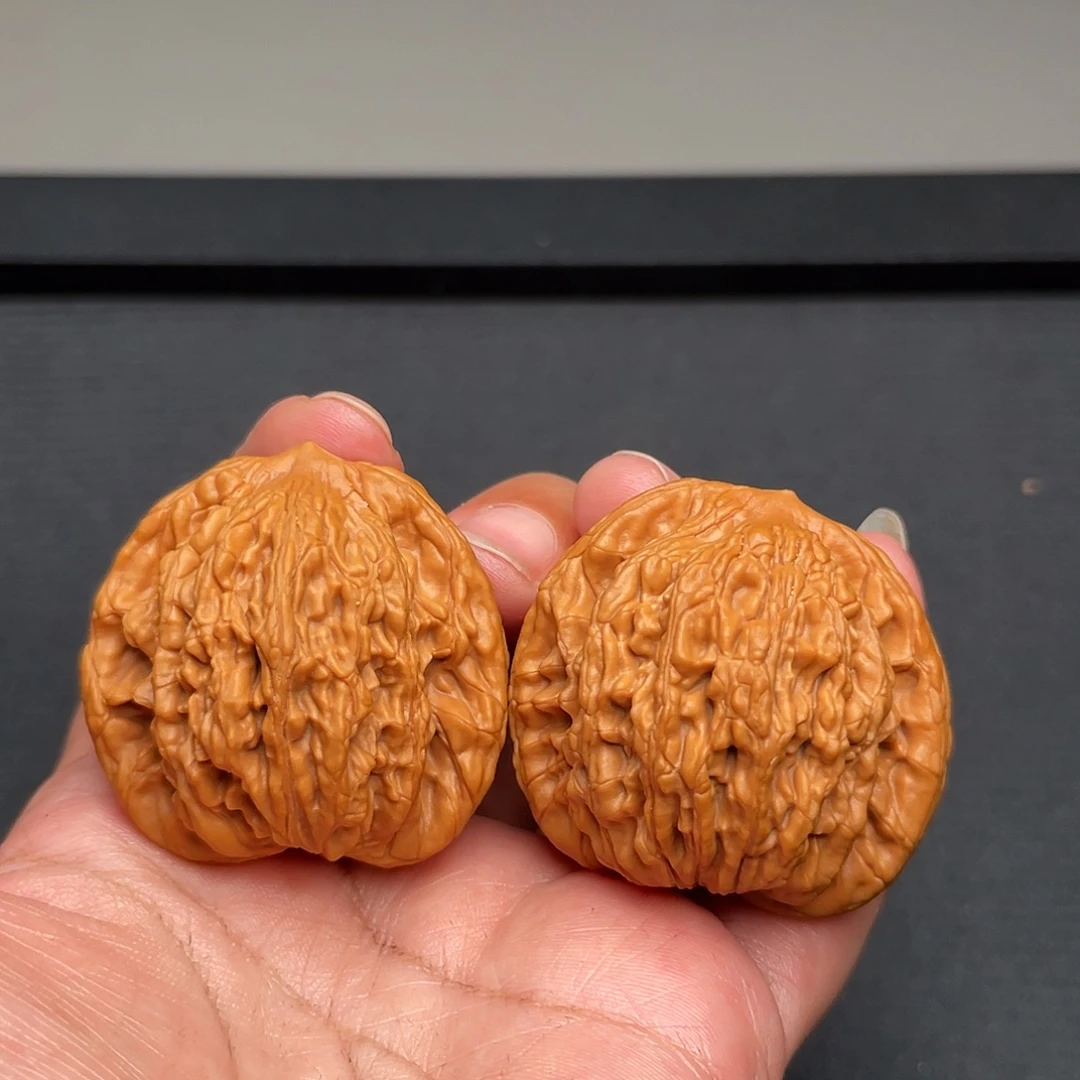 把件猴头核桃42×39全品粗筋虎头CN0284