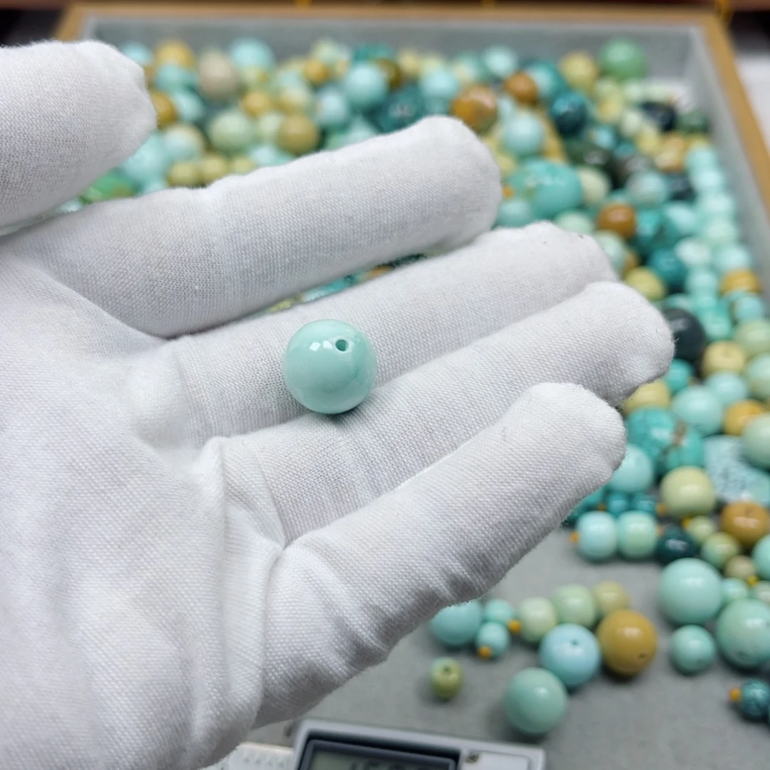 绿松石未镶嵌挂件