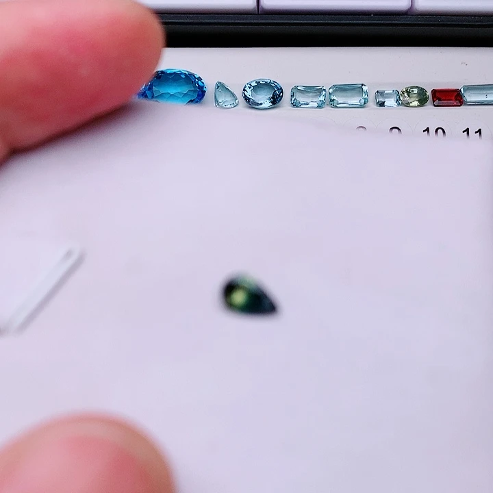 浠***蓝宝石裸石精品精品