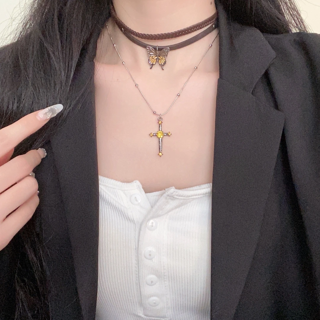 合金合成锆石项链 y2k甜酷蝴蝶吊坠叠戴项圈十字架串珠项链小众设