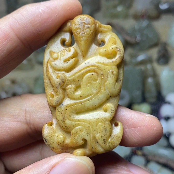 和田玉未镶嵌挂件