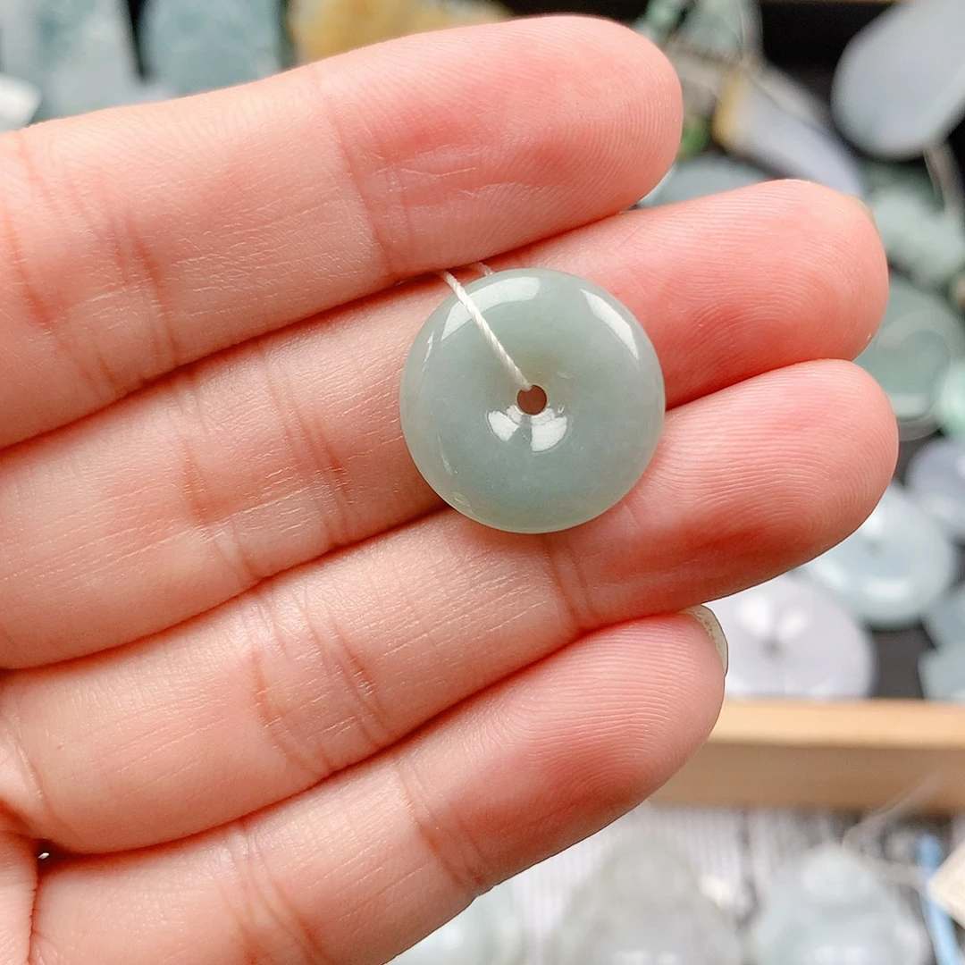 翡翠未镶嵌吊坠(不含链)39平安扣