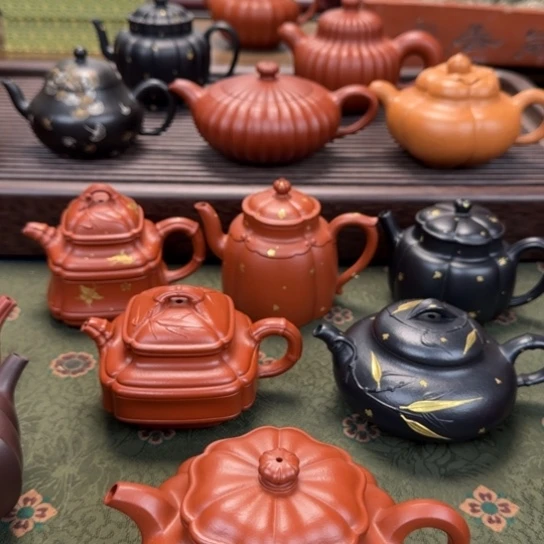 邪***正紫砂茶壶宜兴紫砂葵仿古朱泥