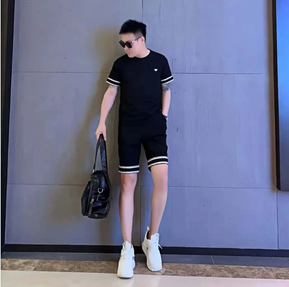 夏季蜜蜂轻奢条纹设计感男士短袖短裤套装薄款透气冰感帅气两件套