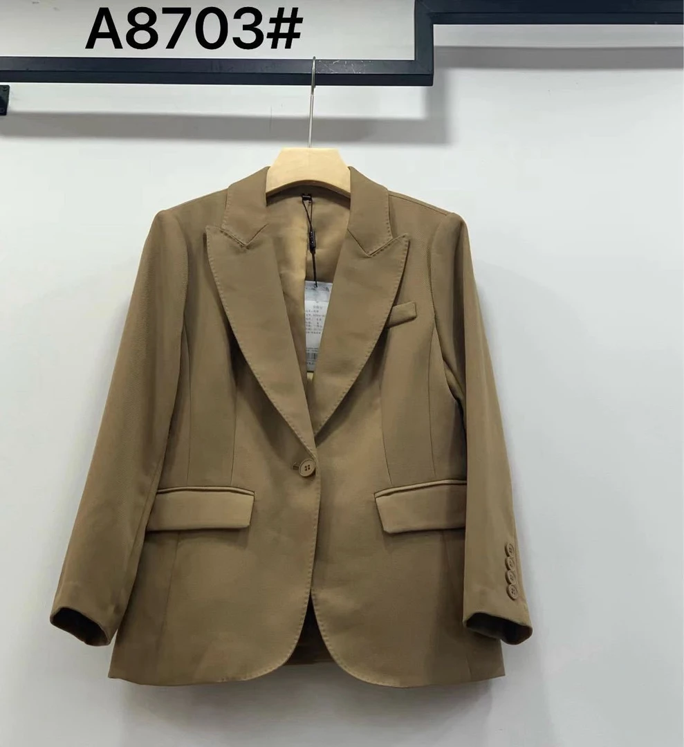 琴宝精选品质高货设计款外套W-752