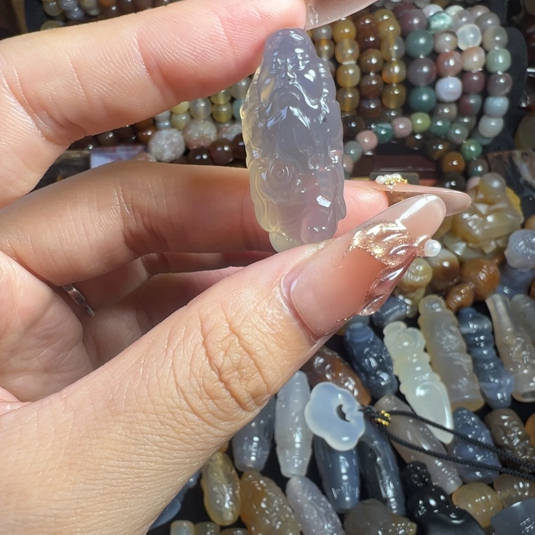 玛瑙/玉髓未镶嵌珠宝奇石