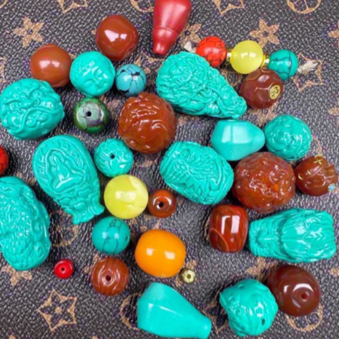 A42 文玩配饰 红色铁线网花纹圆珠  卡11+mm（单颗）