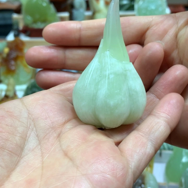 蛇纹石玉未镶嵌手把件