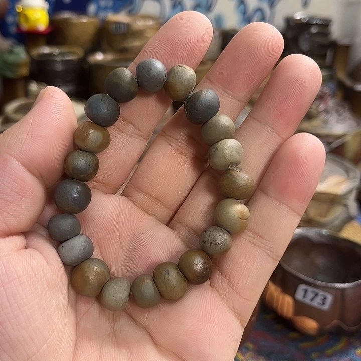 土为骨，火作衣，风成韵，火用热情赋予陶生命