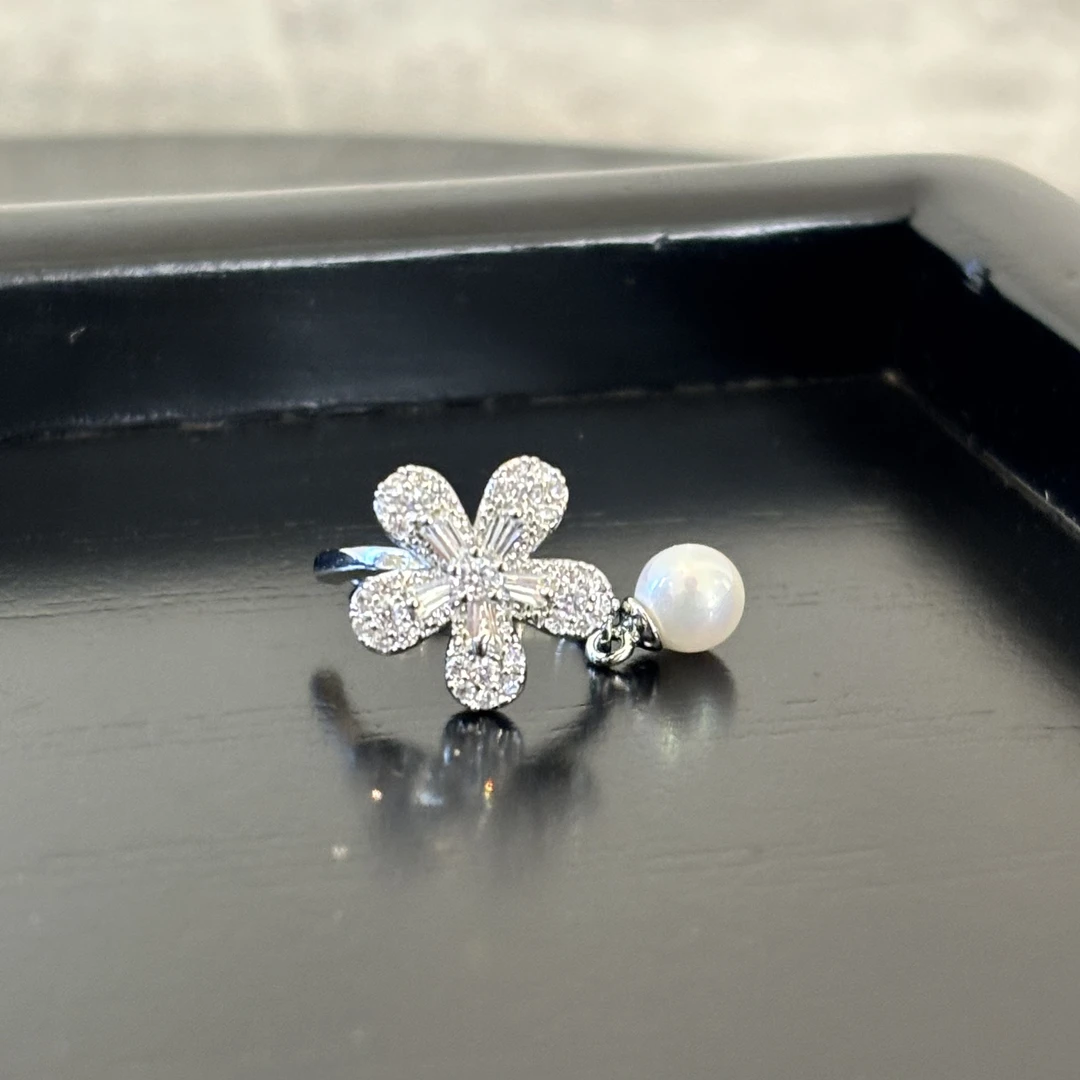 铜合金合成锆石耳饰 花花单z耳夹EJ1144（一个）