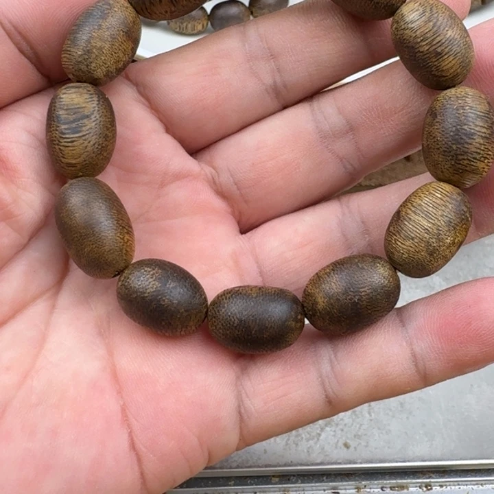 天***娃手串沉香乌身手串11克