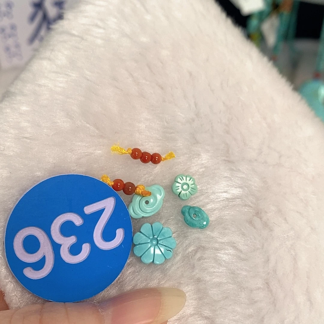 南红玛瑙未镶嵌珠宝奇石