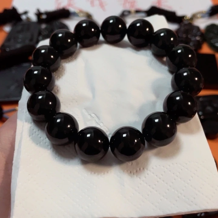 翡翠颈饰未镶嵌垚*哥