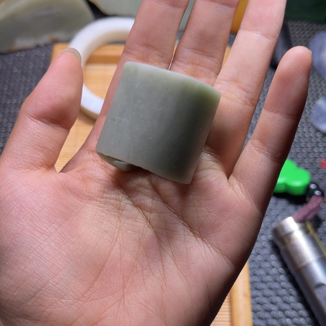 未镶嵌和田玉珠宝半成品
