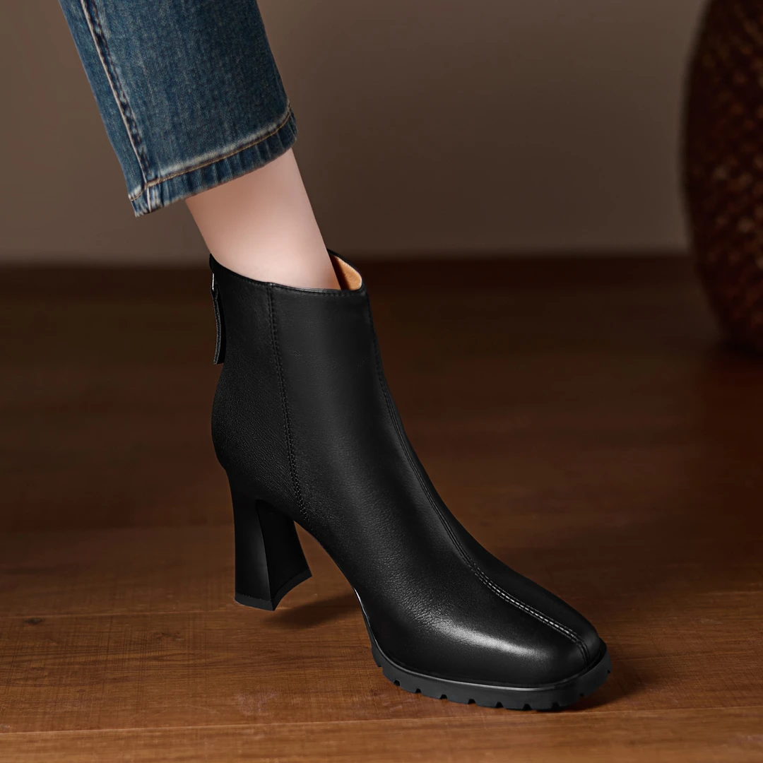 8.9cm小个子防水台高跟鞋冬季短靴2025黑色新款洋气马丁靴时装靴
