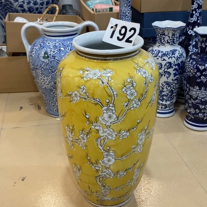 【闪购商品】摆件陶瓷花瓶摆件。。。