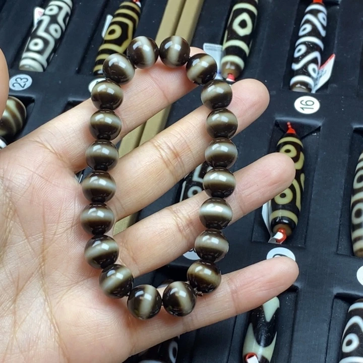 友***月玛瑙/玉髓（覆膜）未镶嵌颈饰