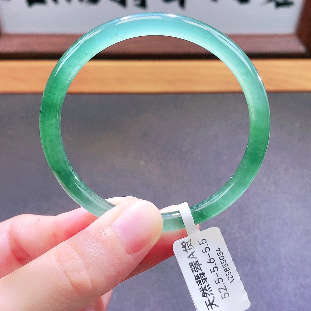翡翠未镶嵌手镯天然翡翠