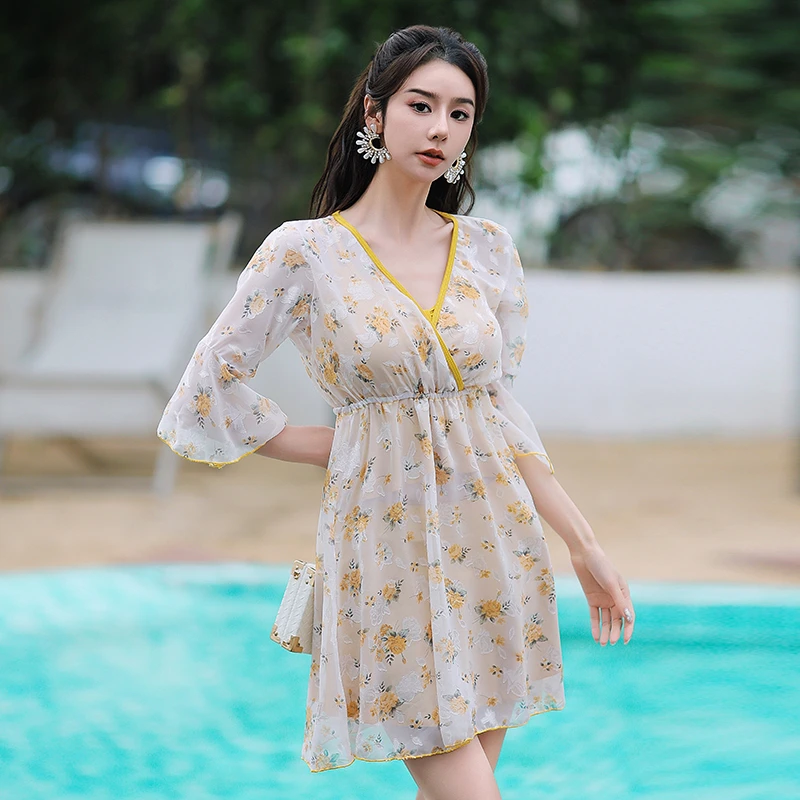 浪儿姐新款泳衣女大码胖mm遮肚显瘦保守长袖防晒分体三件套泡温泉