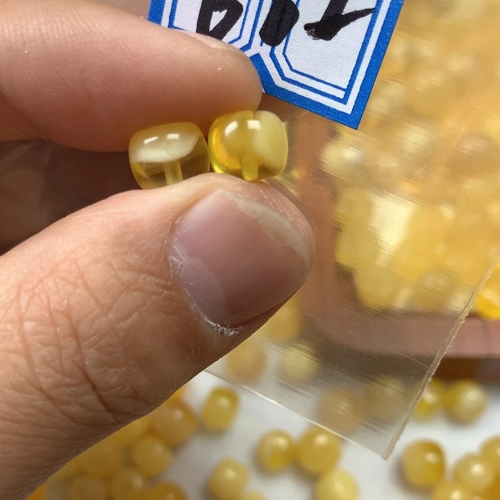 裸石琥珀未镶嵌8.7