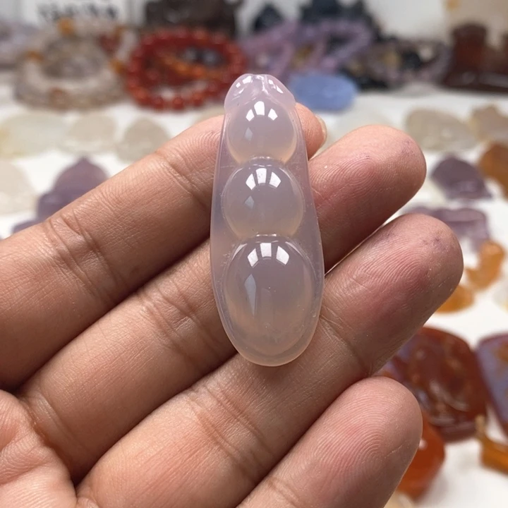 玛瑙/玉髓颈饰未镶嵌