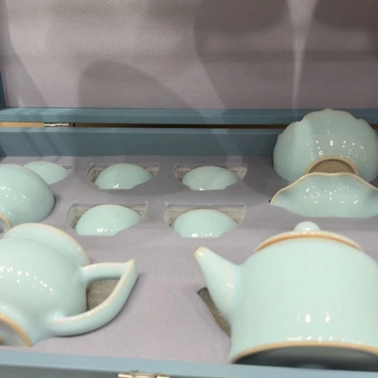 瓷片陶瓷茶具汝瓷茶具
