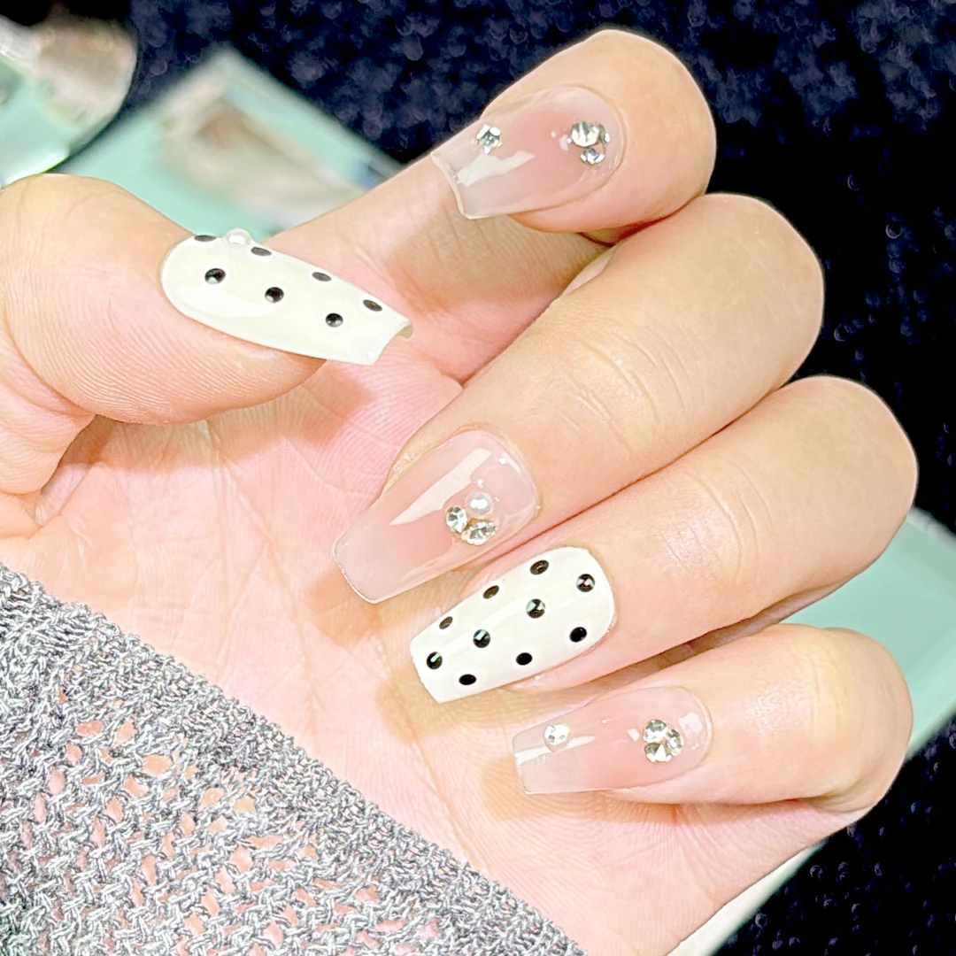 纯手工穿戴甲中长款法式可爱波点可拆卸穿戴甲显白百搭高级感白色