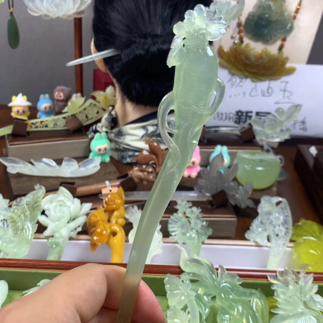 饭***说蛇纹石玉未镶嵌发饰