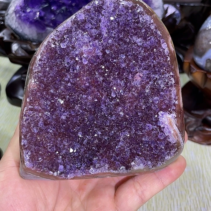 水晶未镶嵌大型摆件（非配饰）