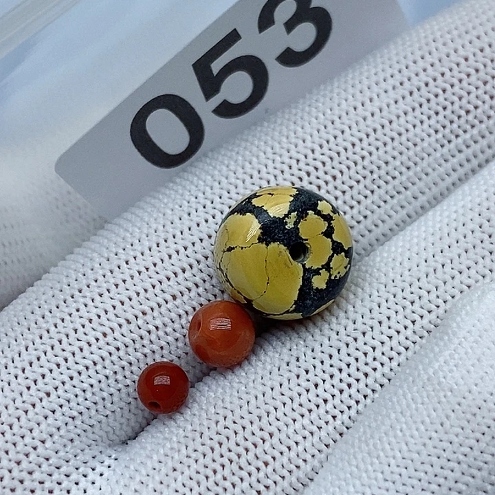 南红玛瑙未镶嵌珠宝奇石