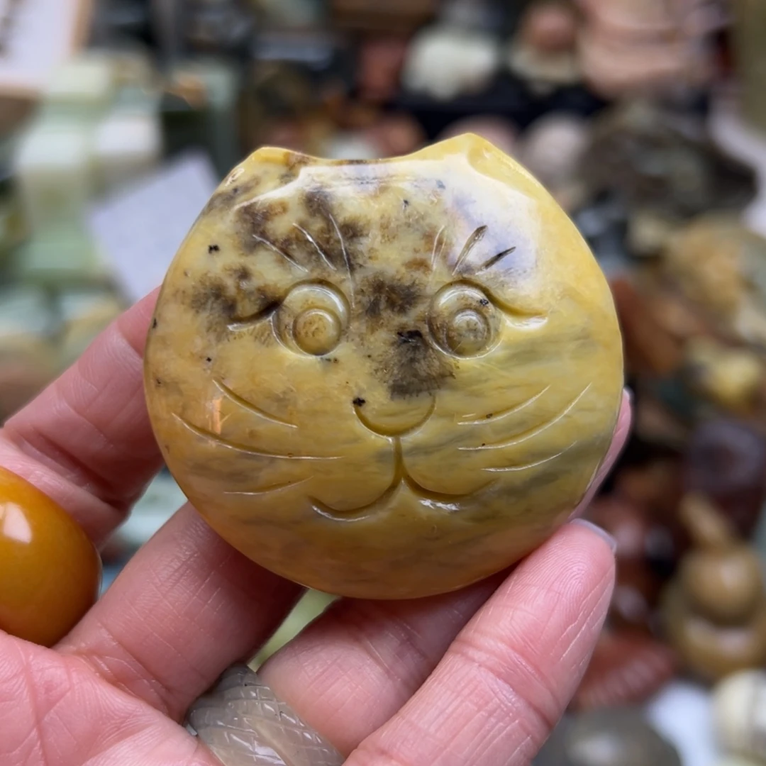 岫玉未镶嵌颈饰辽阳水草猫