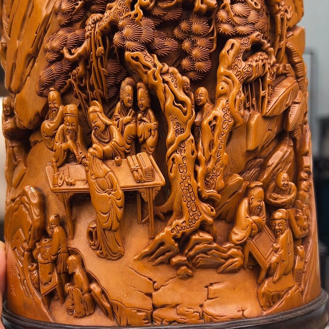 竹平*斋西园雅集笔筒黄杨