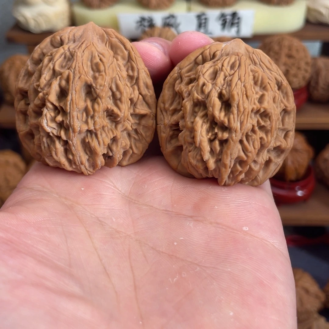 秋***白文玩核桃吊坠42麦虎全品无修