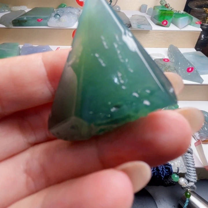 颈饰未镶嵌翡翠天然翡翠