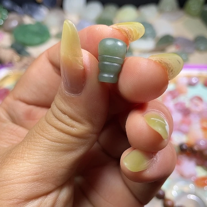 和田玉未镶嵌珠宝奇石