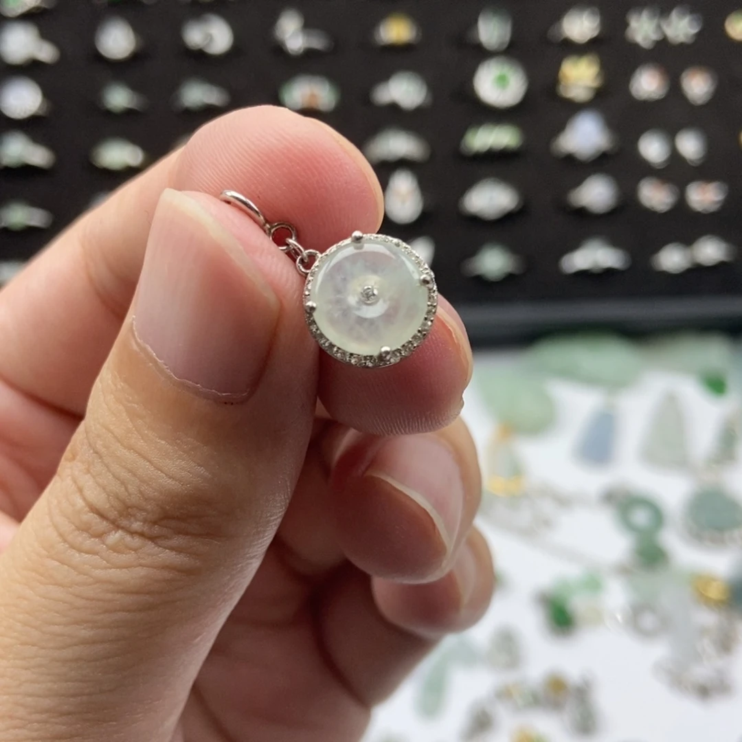 翡翠银S925镶嵌颈饰