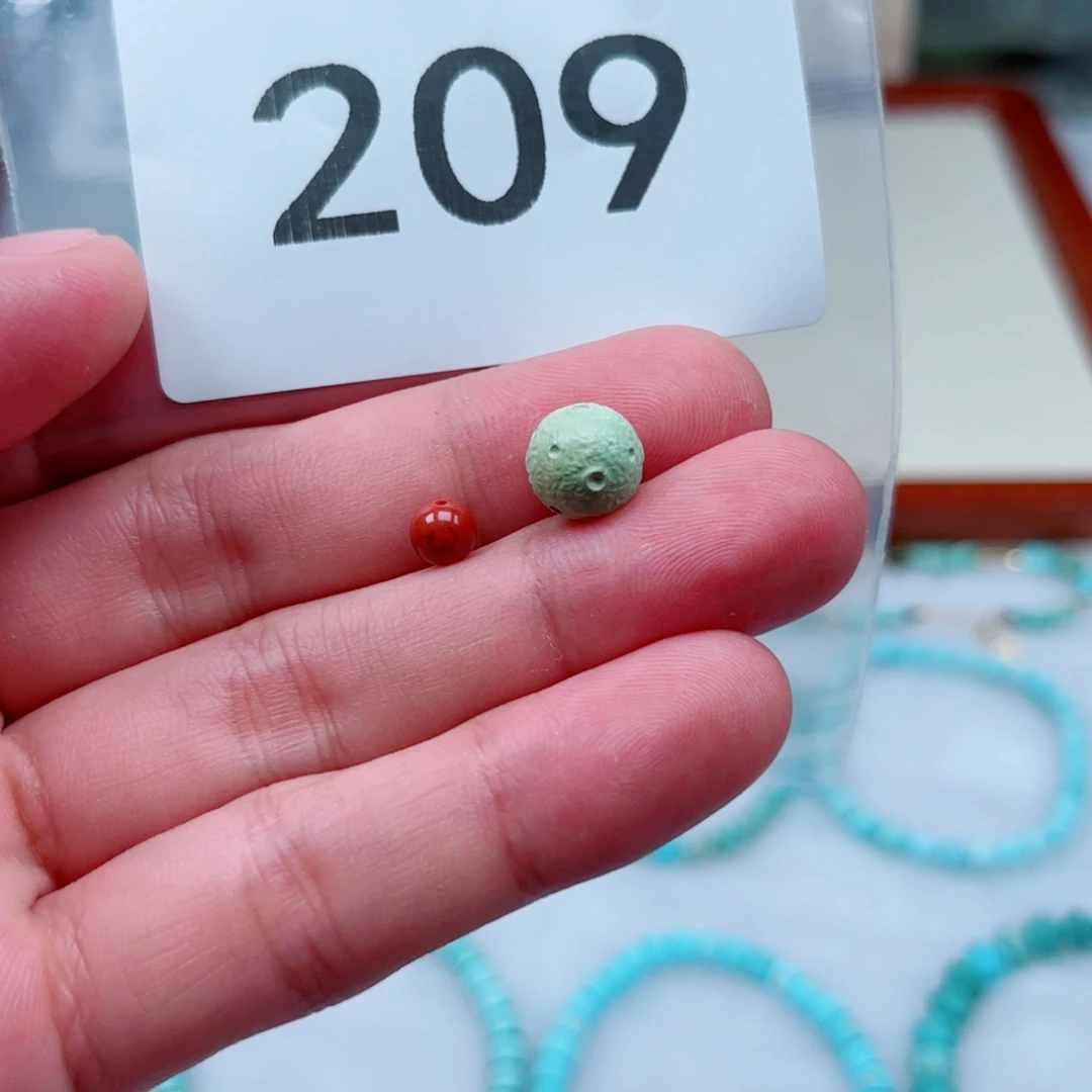 未镶嵌南红玛瑙珠宝奇石