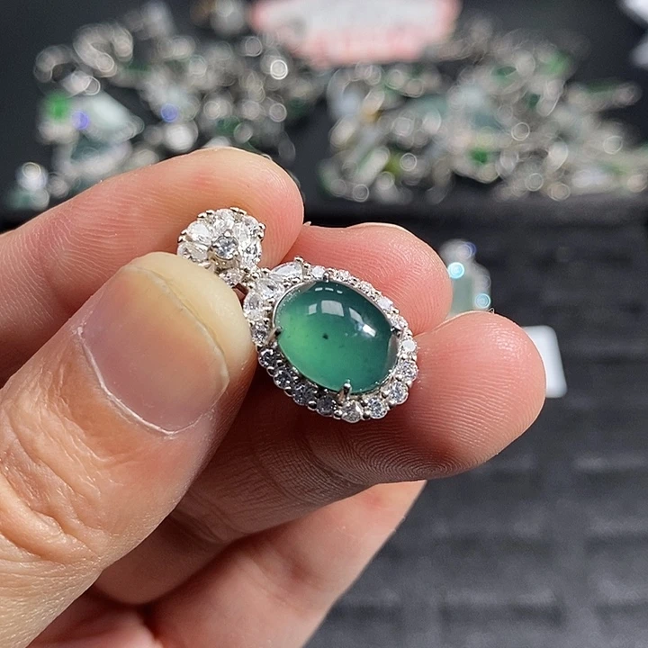 翡翠银S925镀金镶嵌颈饰