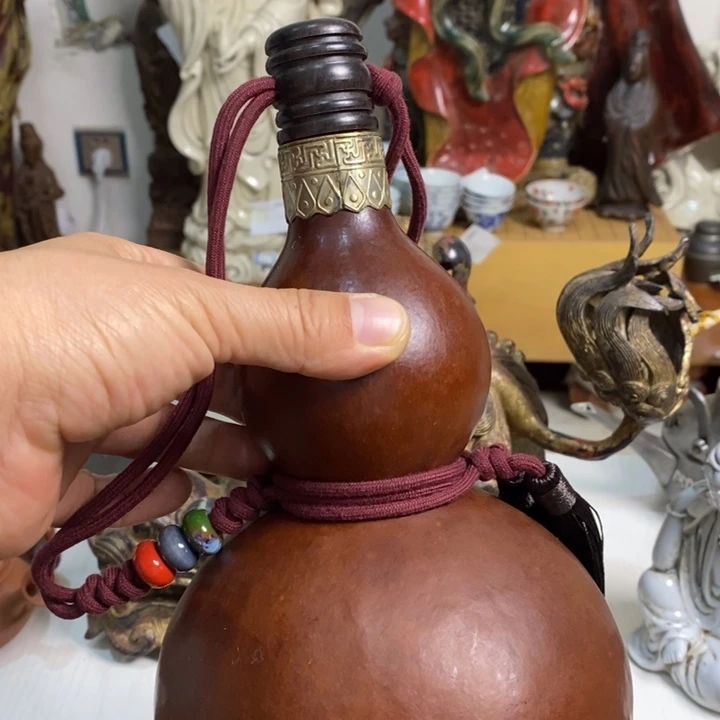 紫砂欢迎各位光临小店选购