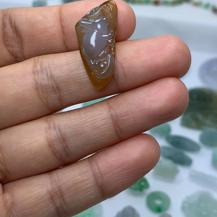 翡翠未镶嵌吊坠(不含链)