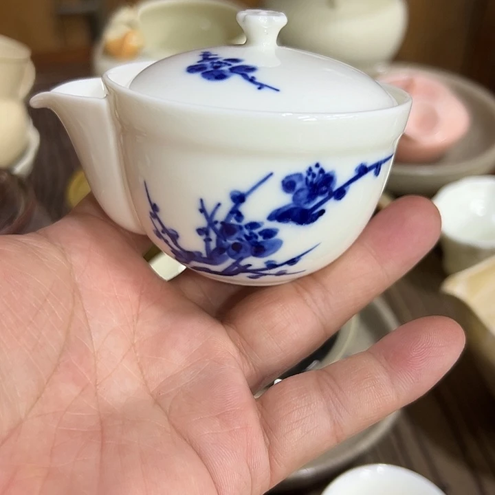 吾***柜微嘏……………………………………2