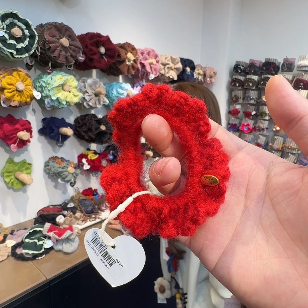 红色发圈小号毛线哦哦哦